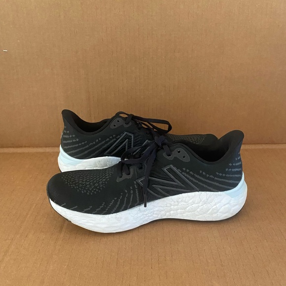 New Balance Fresh Foam X Vongo V5 Women's Lifestyle Running Shoes | US 8.5 - Picture 3 of 10